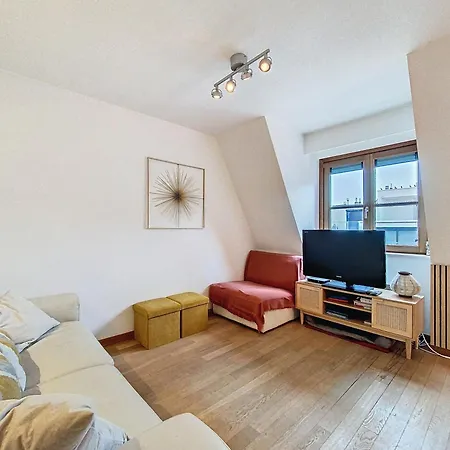 Comfortabel Gezinsappartement 'emmy' Te * Oostduinkerke